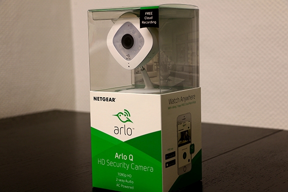 Netgear Arlo Q camera in pack